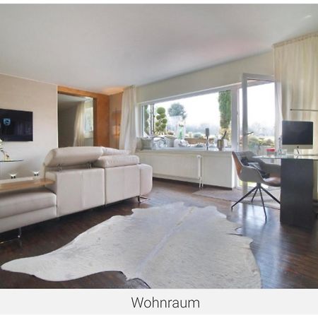 Beste Lage In Bochum Sehr Hochwertige, Individuelle Wohnung Als Hotelalternative Mit Suedterrasse, Pkw-Stellplatz, Wallbox U.V.M. Exterior foto